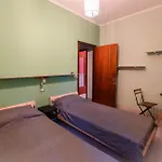 Casa Monet 90 Wifi-parking بيت للعطل *