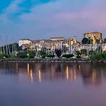 Casa Monet 90 Wifi-parking بيت للعطل